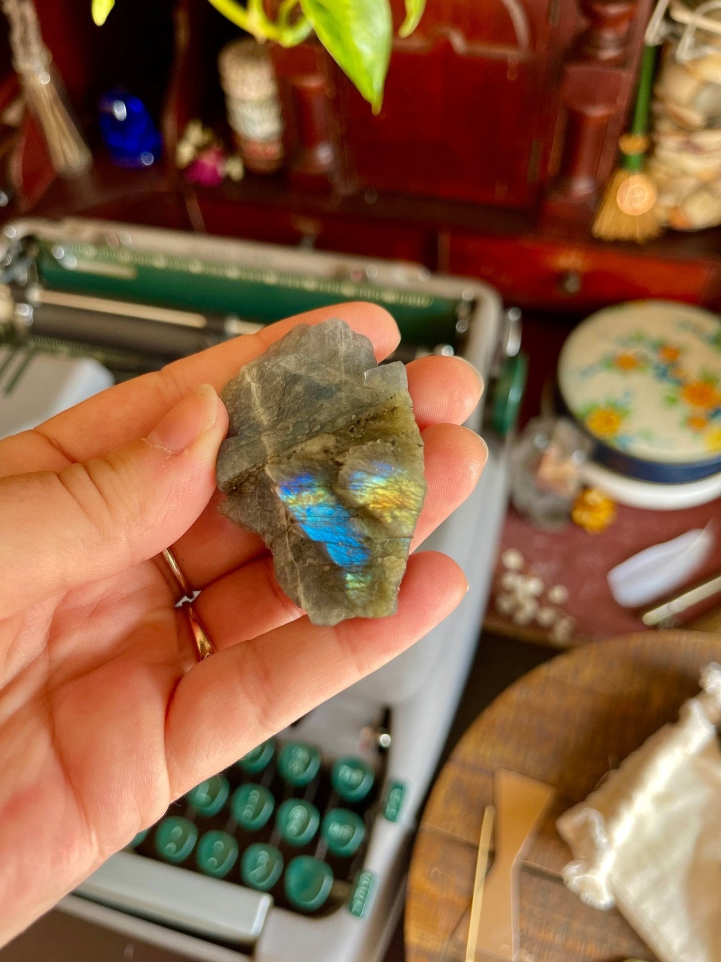 raw labradorite stones (spectrolite) - Lil Shop of Light & Love