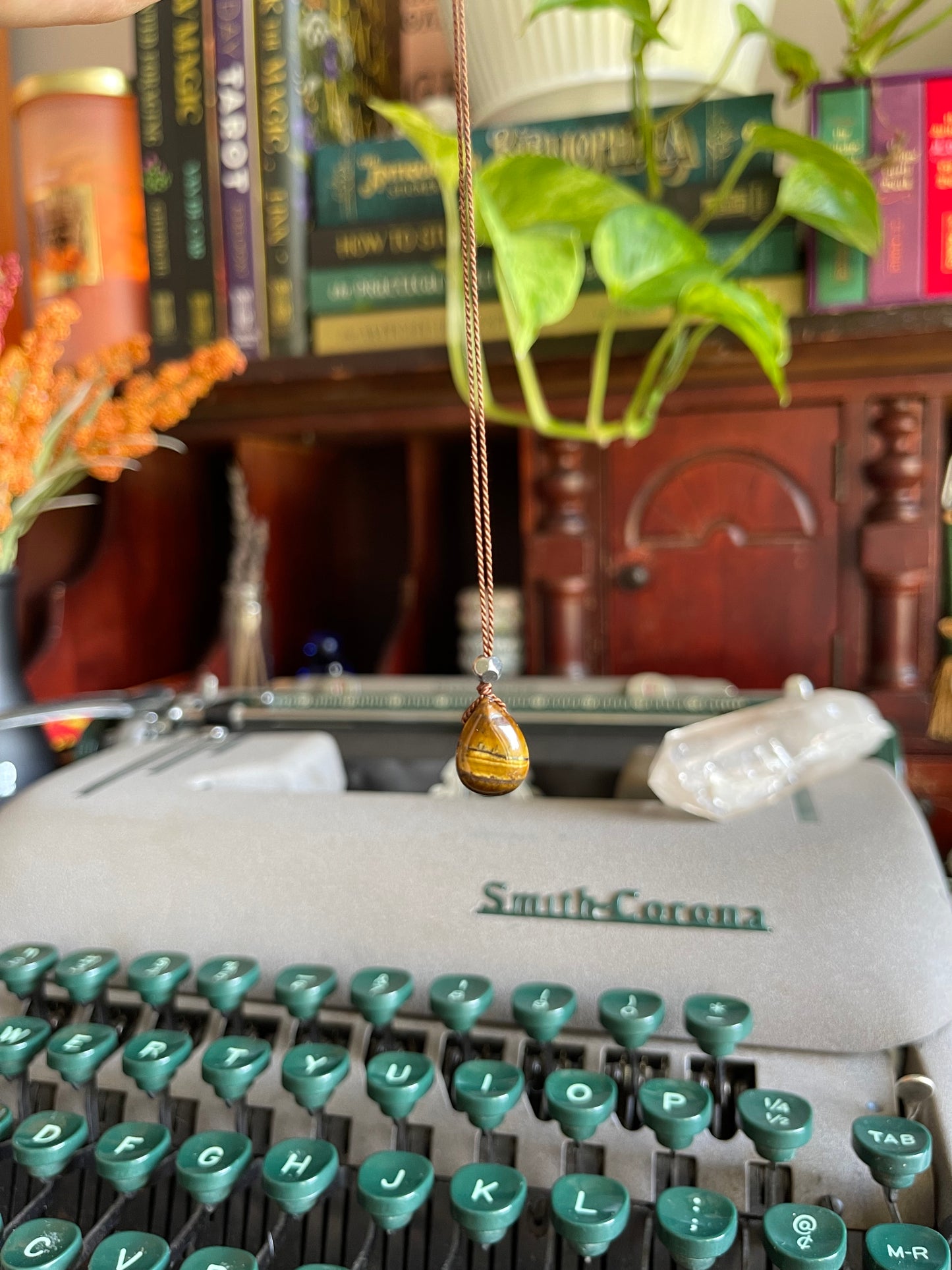 tiger’s eye silk crystal necklace | adjustable choker