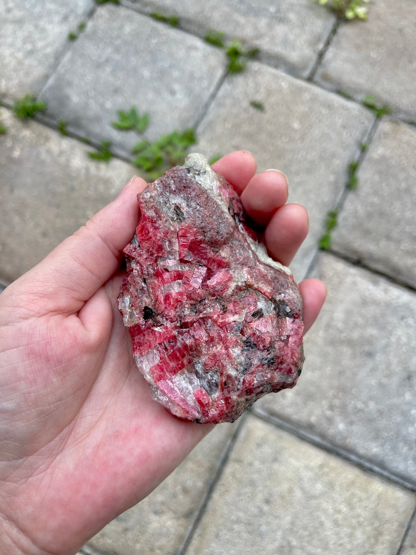 raw rhodonite stone