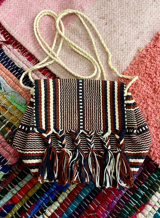 small woven handbag (used)