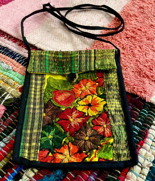 witchy embroidered handbag (used)