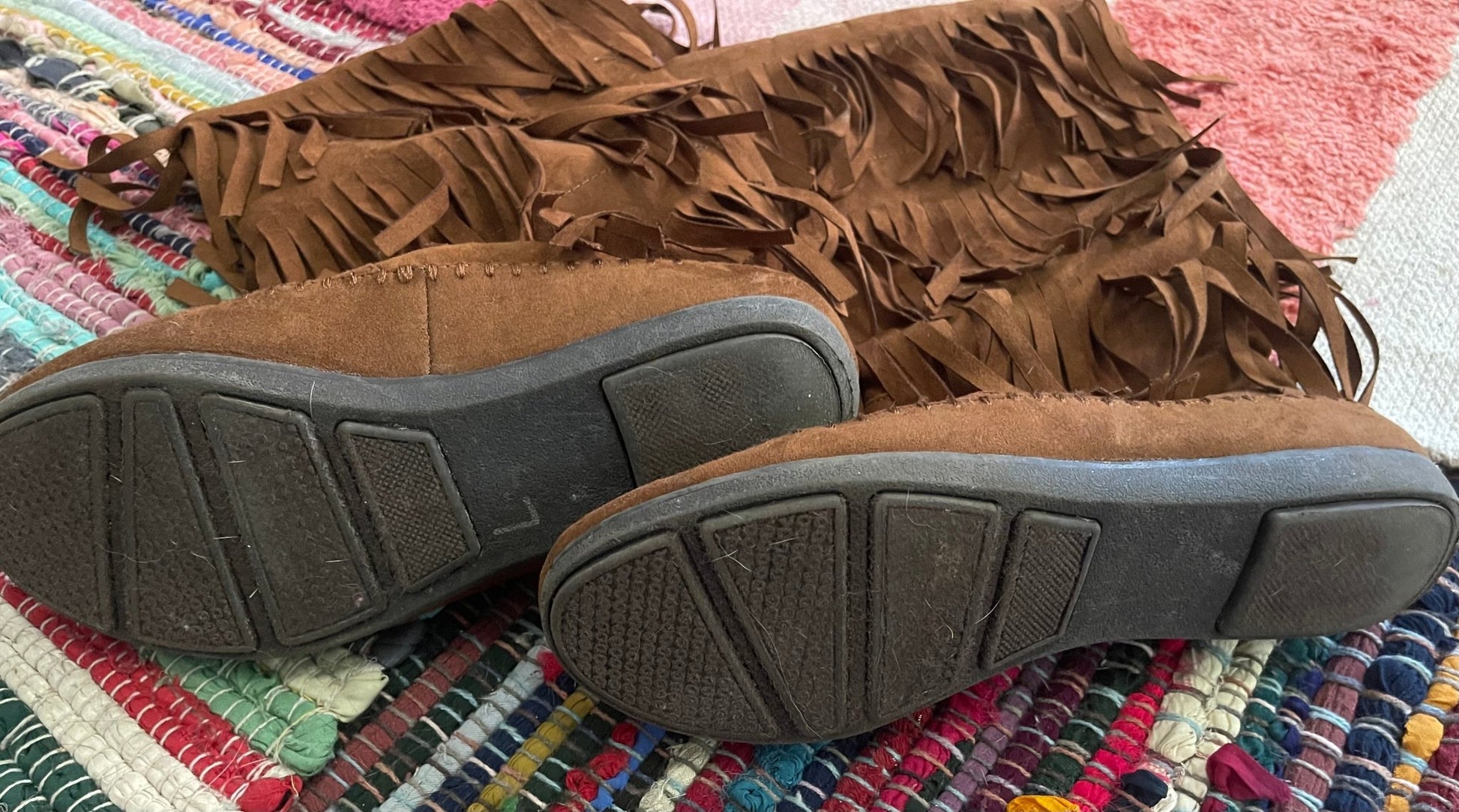 moccasin boots with fringe (used) - Lil Shop of Light & Love