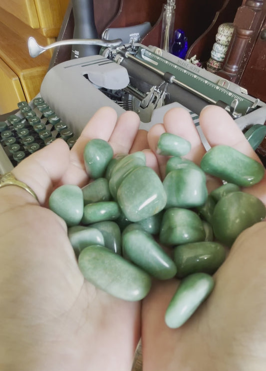 dark green aventurine | tumbled