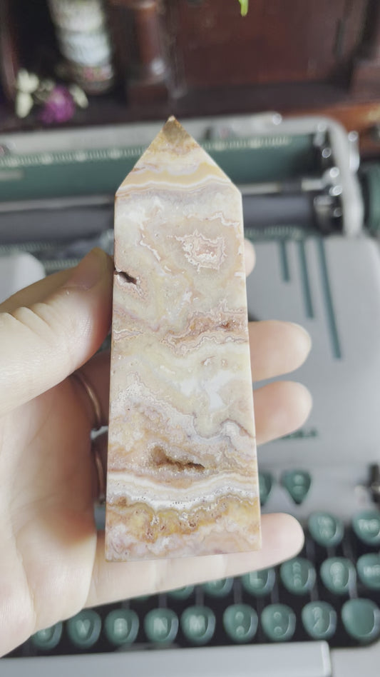 crazy lace agate towers