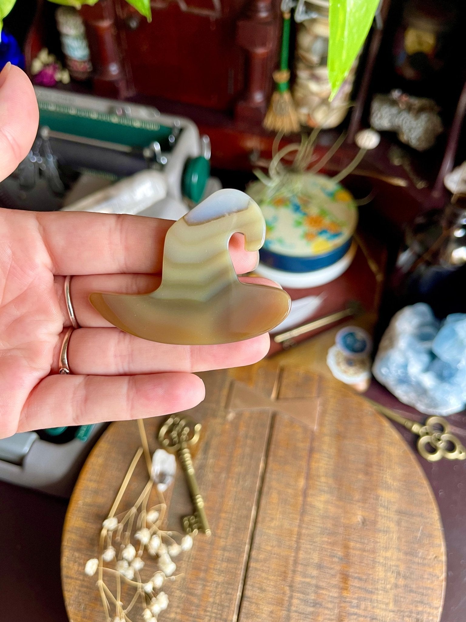 agate witch’s hat - lil shop of light & love