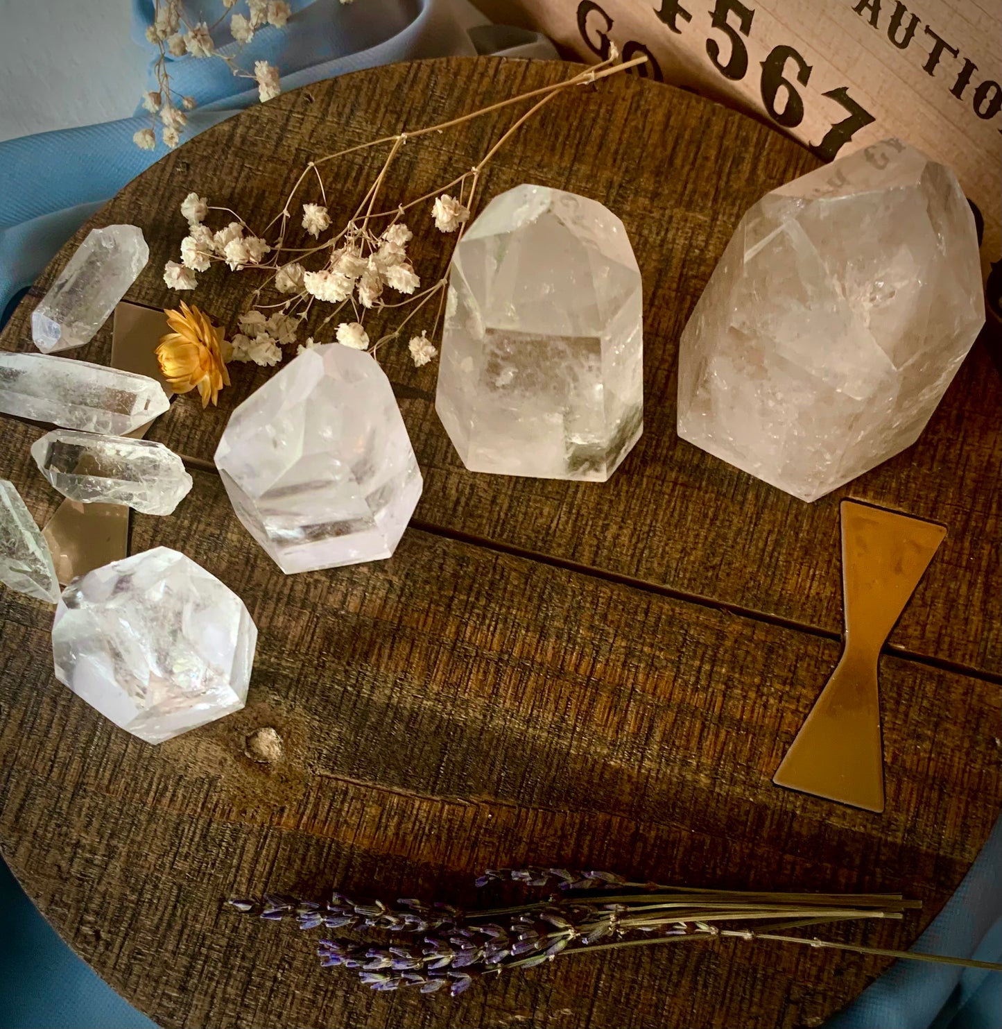 clear quartz cut base points