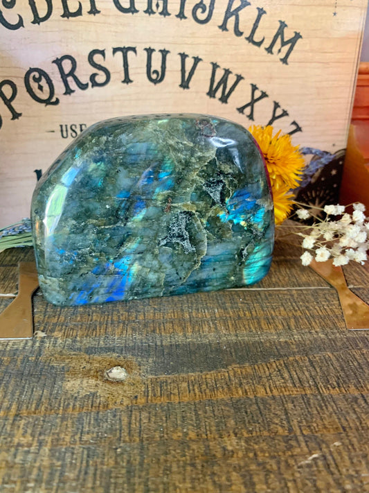large labradorite cut base with beautiful flashing - Lil Shop of Light & Love